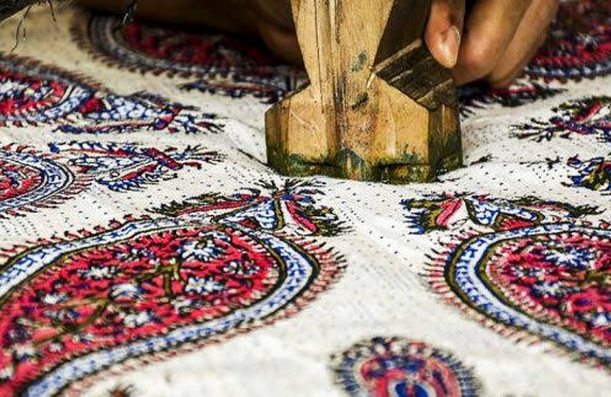 Editorial illustration for Fars Carpet Weaving Traditions